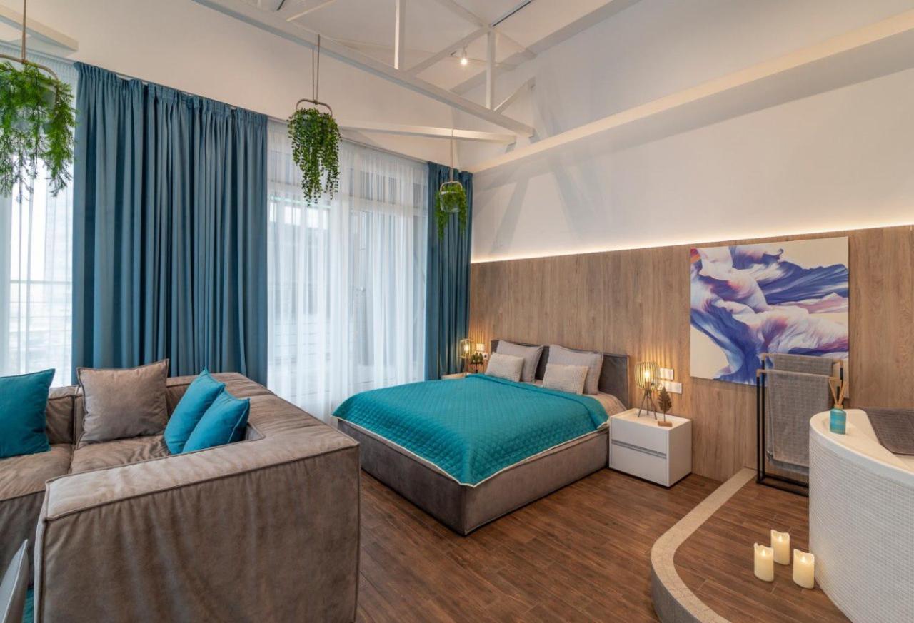 Stylish 1 Bedroom Studio Near Most City 드네프로페트로프스크 외부 사진