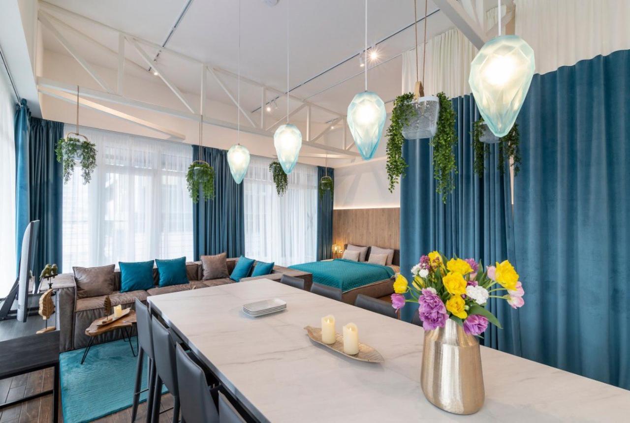 Stylish 1 Bedroom Studio Near Most City 드네프로페트로프스크 외부 사진